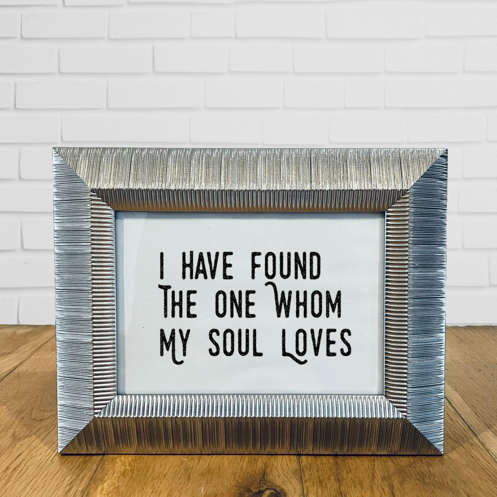 Ribbed Silver Framed Love Quote Print Valentine&#39;s Day Gift Friend Girlfriend Boyfriend Anniversa