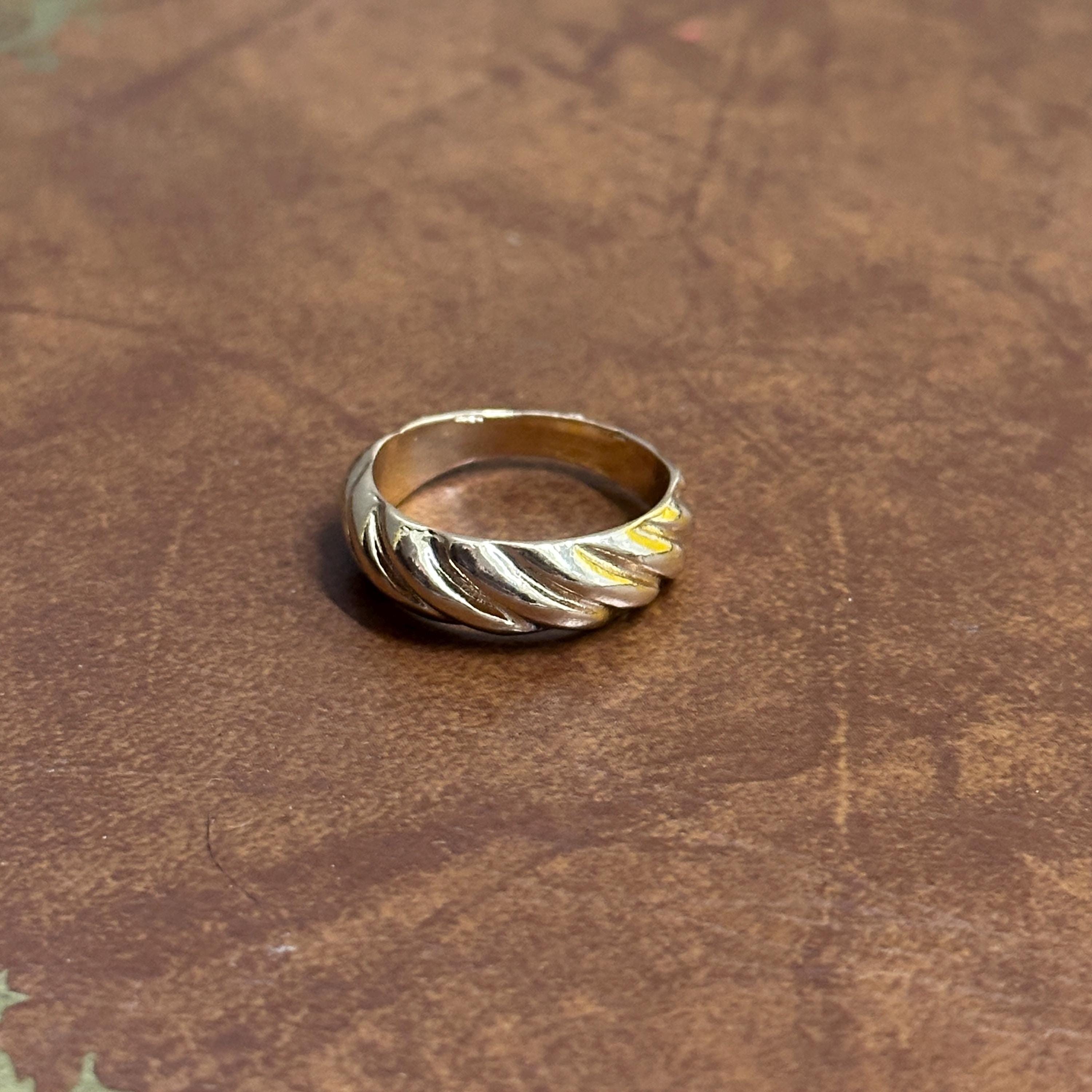 Vintage Costume Ring Bundle Silver/Gold Tone Stackable Rings Collection 4 Pieces - Size P 1/2