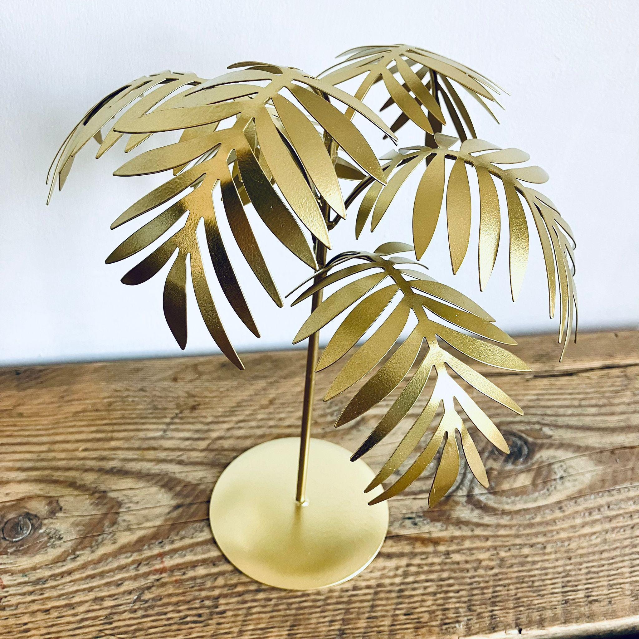 Retro 80s Inspired Gold Metal Palm Tree Desk Ornament Homeware Gift 16.5cm