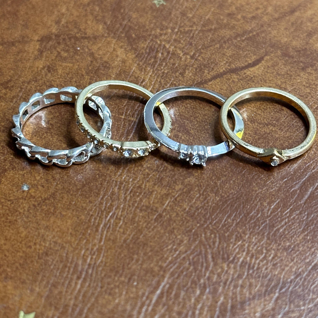 Vintage Stackable Signet Ring Collection Silver/Gold Tone Ring Bundle 4 Pieces - Size P