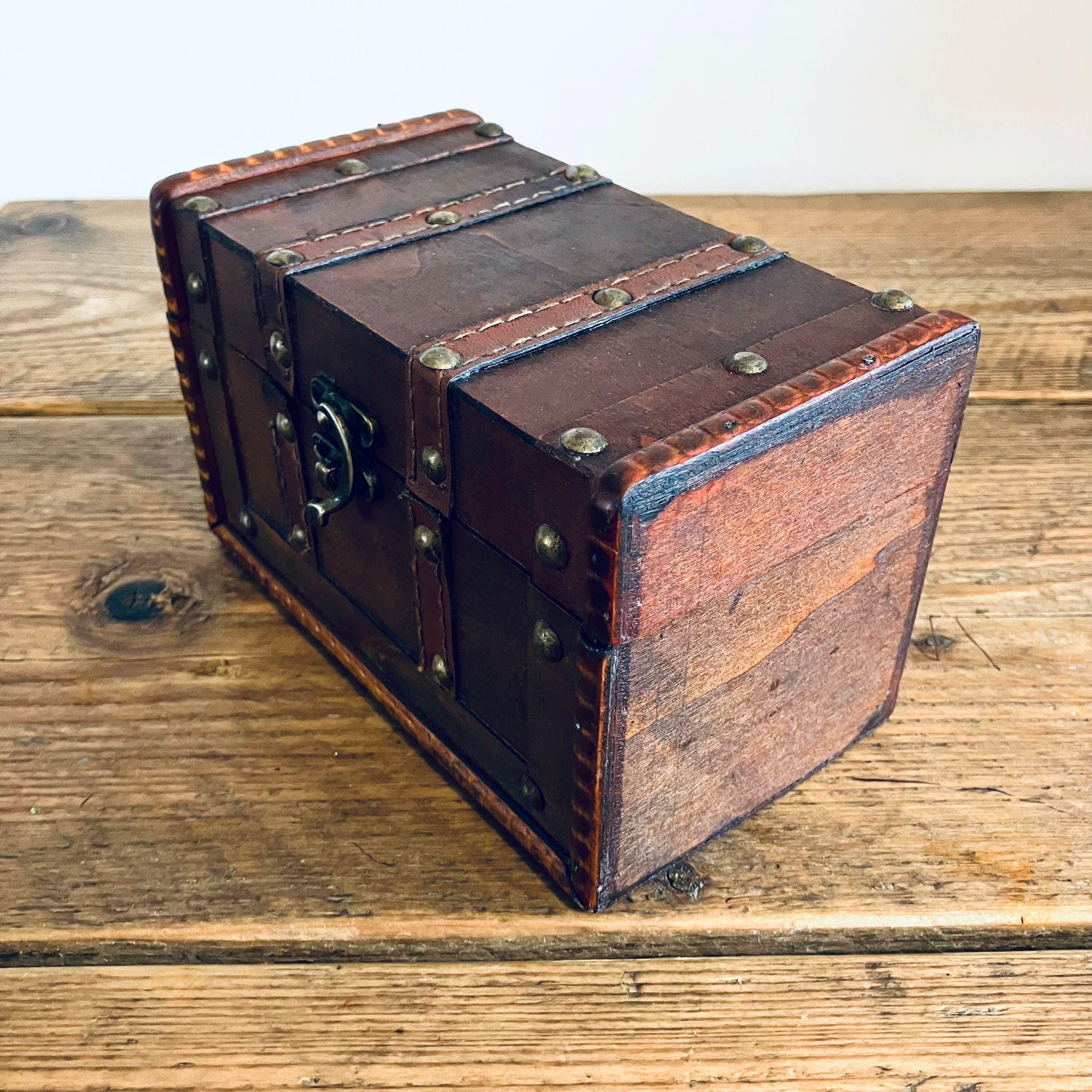 Vintage Style Small Wooden Treasure Chest Trinket Jewellery Smoking Cigar Box Gift