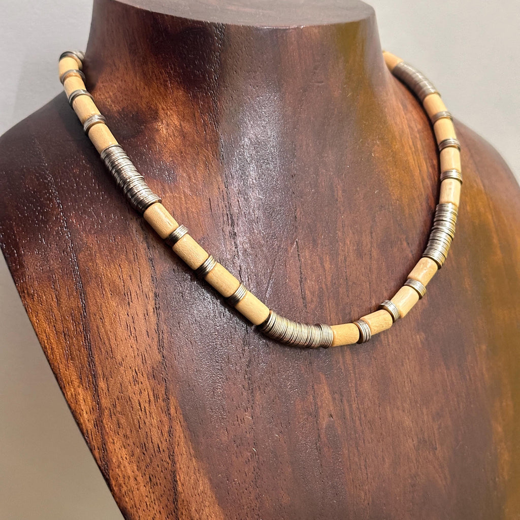 Vintage Chunky Hippie Boho Tribal Cream Wooden Bead Necklace Stretch Unique Gift