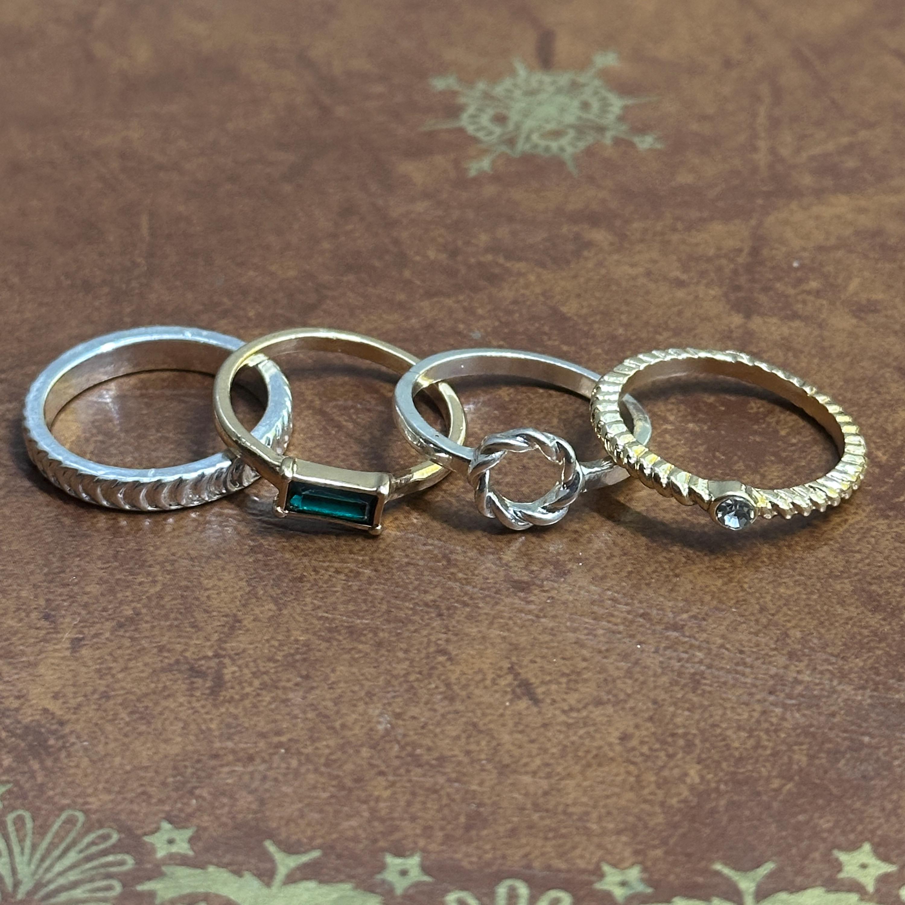 Vintage Unique Stackable Evening Ring Collection Silver/Gold Tone Ring Bundle 4 Pieces - Size S - S