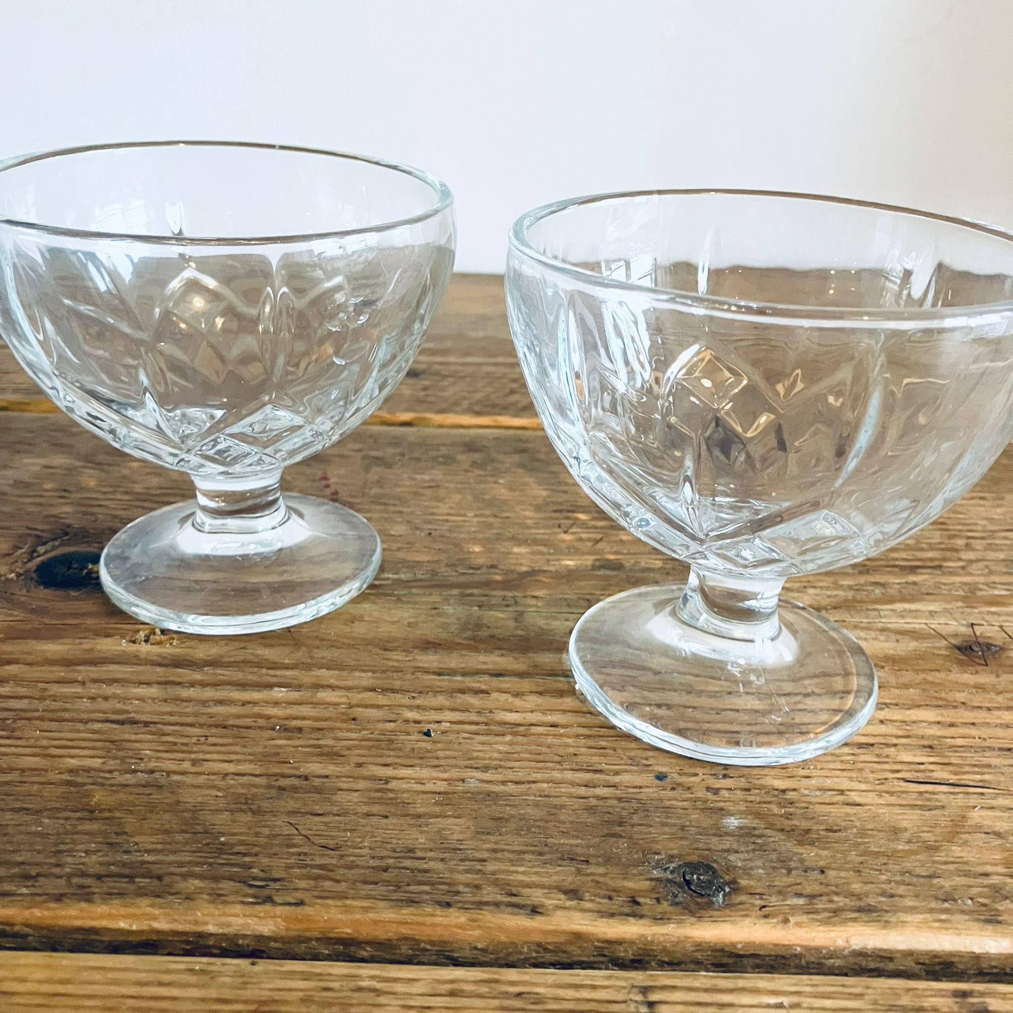 Pair Of 80s Retro Glass Ice Cream Dessert Bowls Gift 10cm