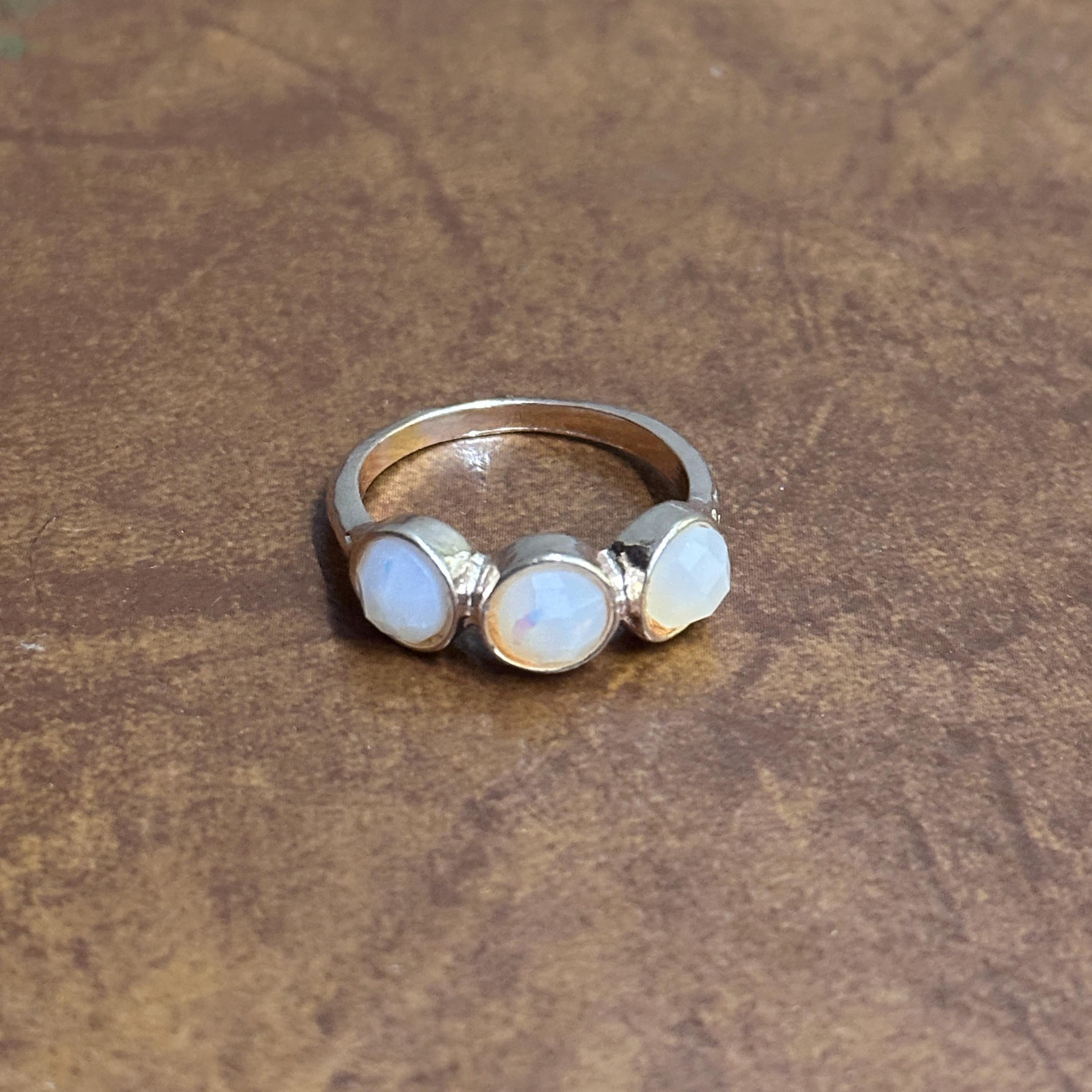 Vintage Classic Evening Silver/Gold Tone Ring Collection Stackable Ring Bundle 4 Pieces - Size S 1/2