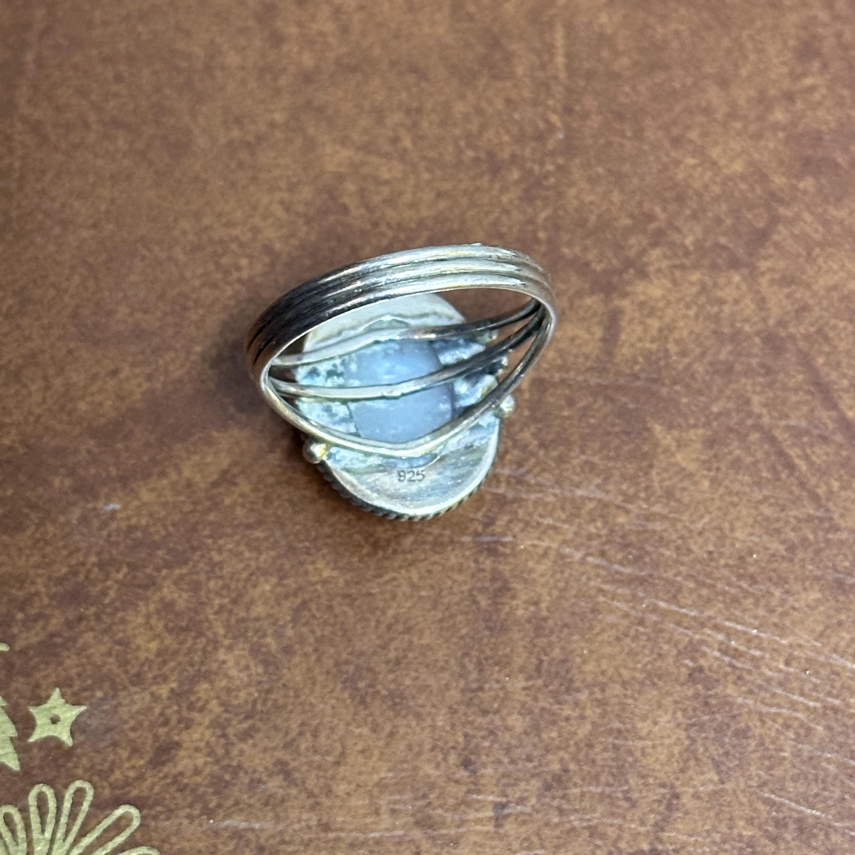 Vintage 925 Solid Silver Oval Cream Mother Of Pearl Gemstone Ring - Size V 1/2