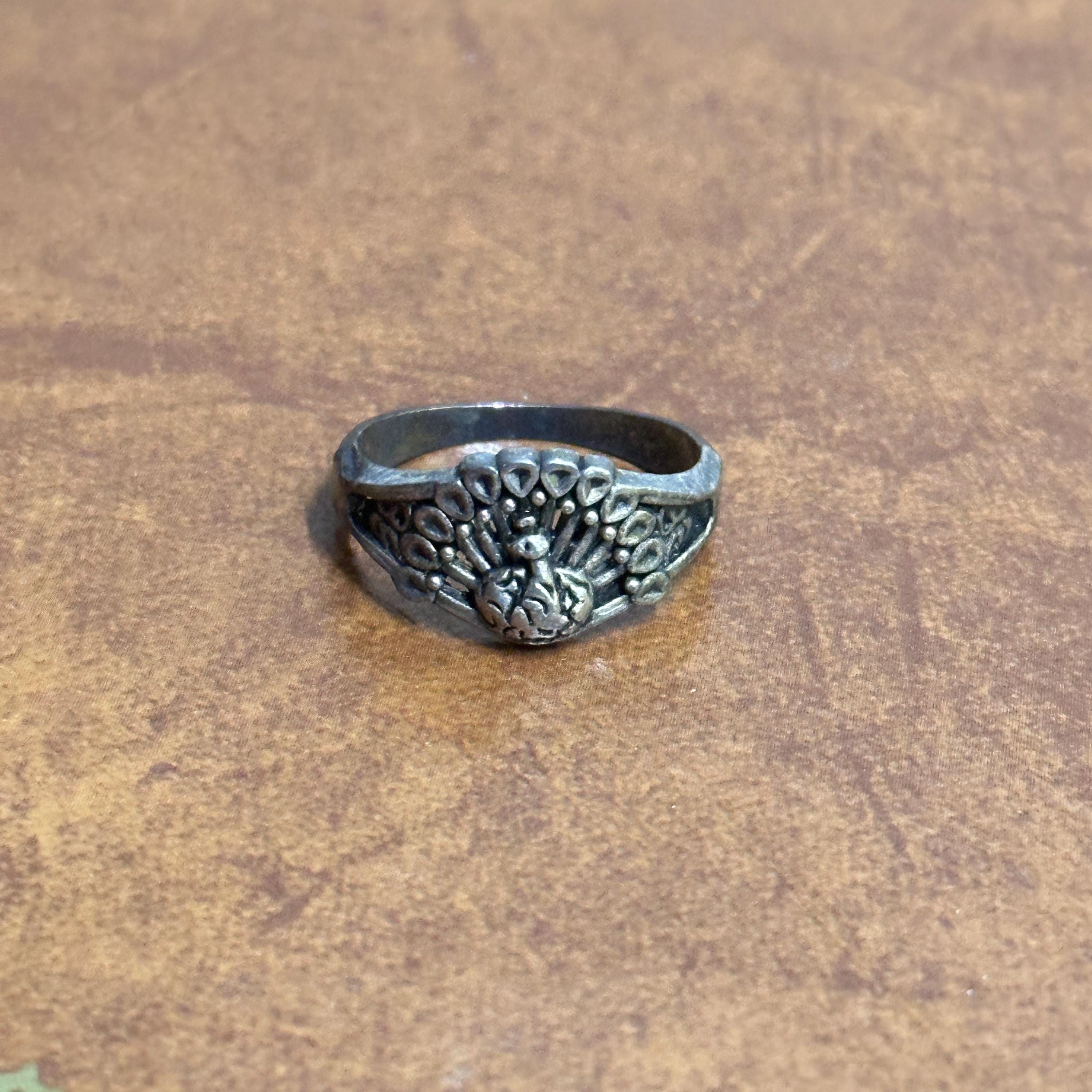 Vintage Unique Peacock Silver Tone Costume Ring Lucky Gift Goth - Size P