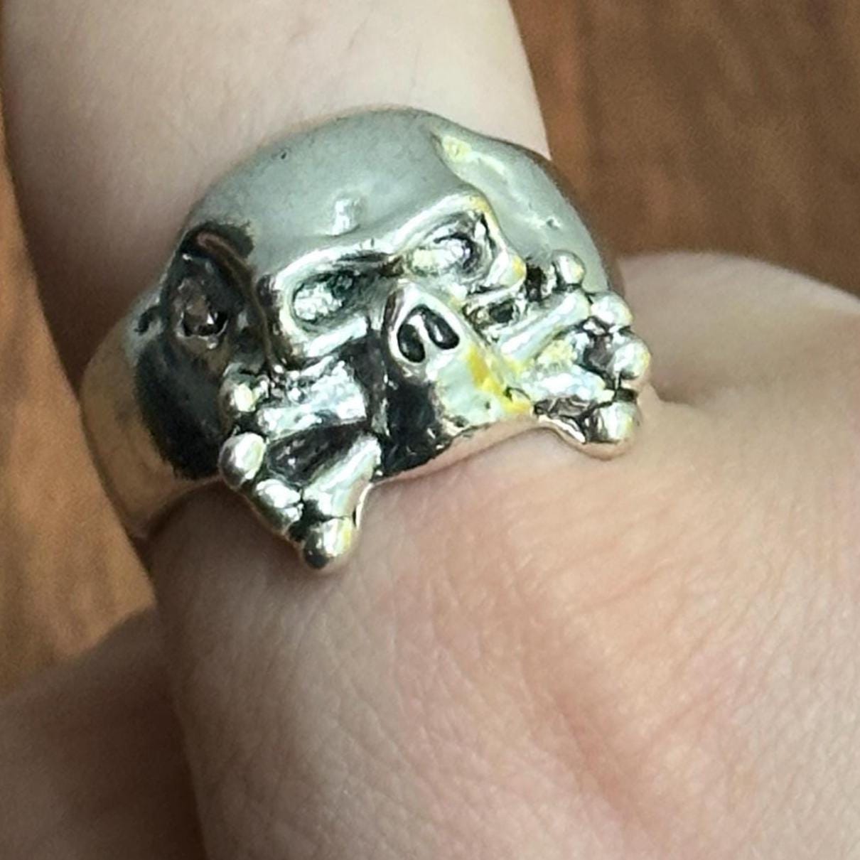 Solid Gothic Biker Skull & Crossbones Statement Ring Silver Tone Halloween Pirate Ring - Size X 1/2