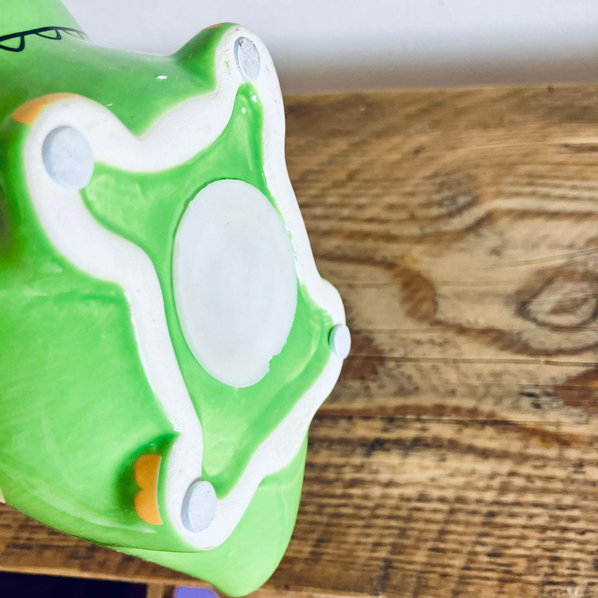 Children&#39;s Novelty Retro Dinosaur Stegosaurus Piggy Bank Green 18cm Unique Gift