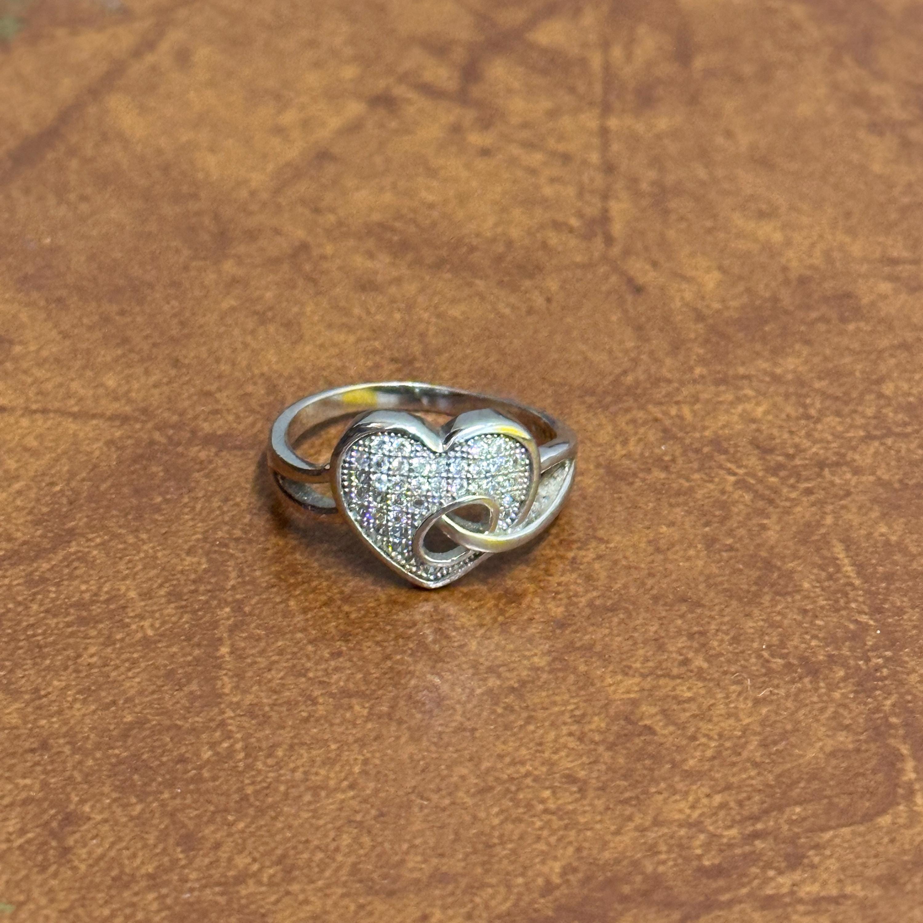 Vintage Unique 925 Silver Diamante Pierced Heart Ring - Size P 1/2