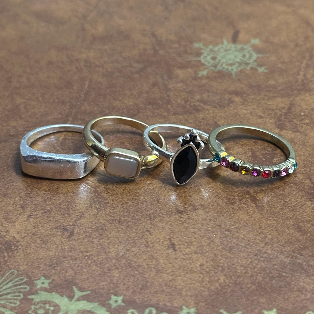 Vintage Stackable Costume Silver/Gold Tone Party Ring Collection 4 Pieces - Size R 1/2