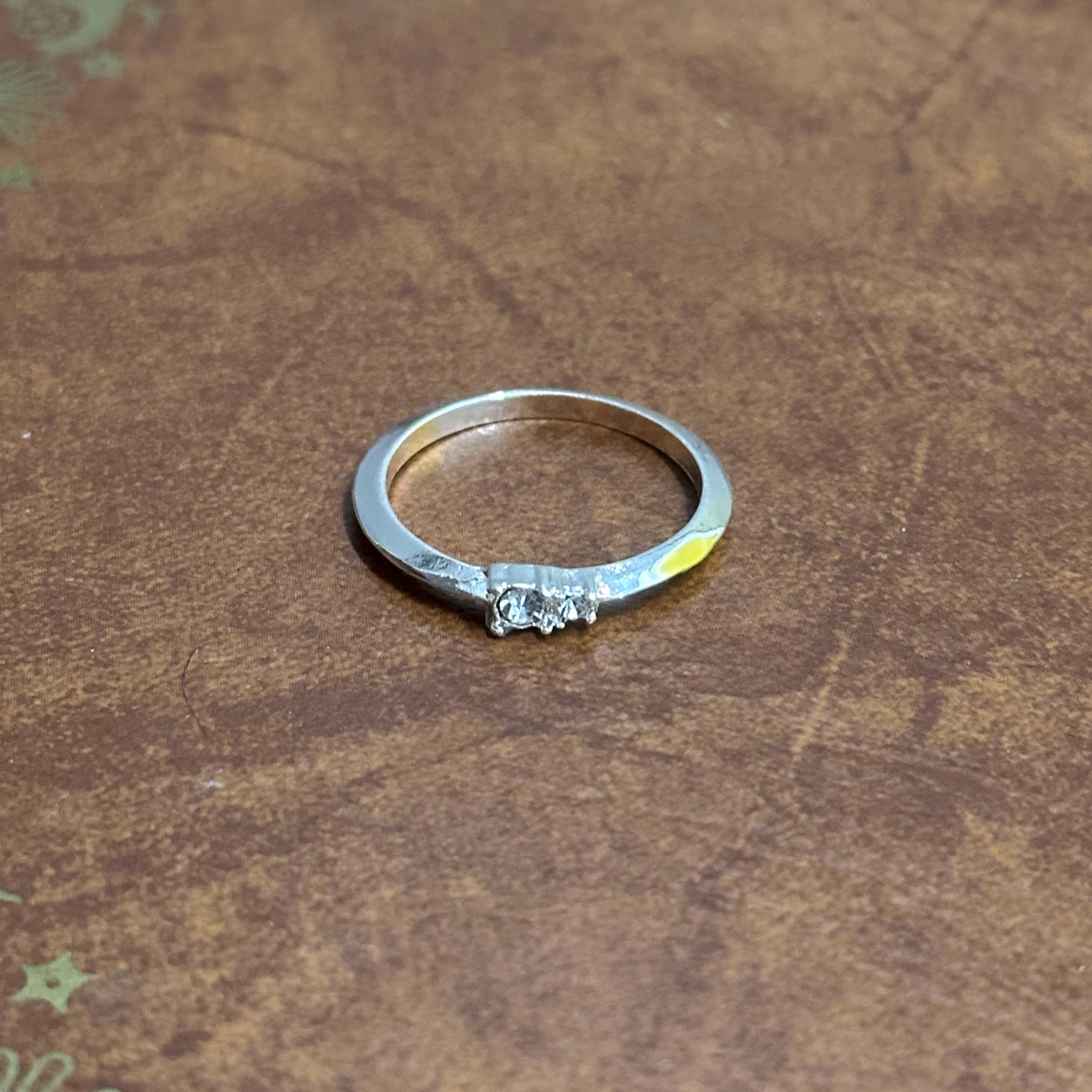 Vintage Classic Evening Silver/Gold Tone Ring Collection Stackable Ring Bundle 4 Pieces - Size S 1/2