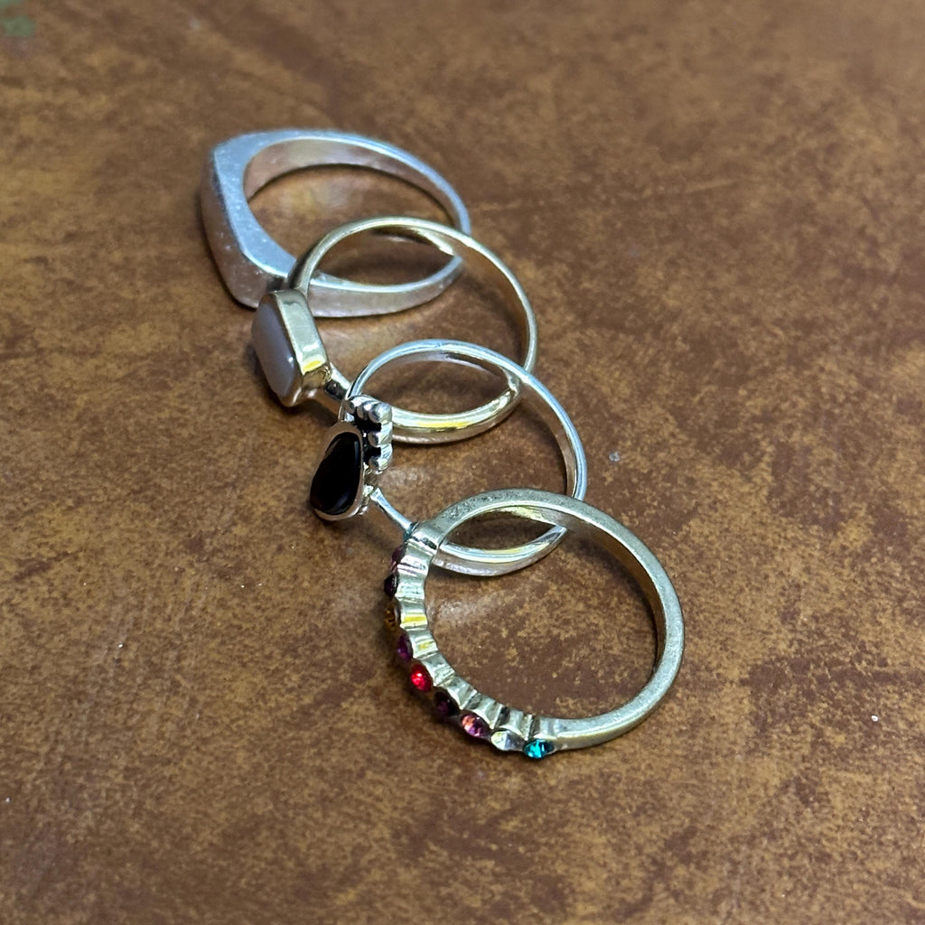 Vintage Stackable Costume Silver/Gold Tone Party Ring Collection 4 Pieces - Size R 1/2