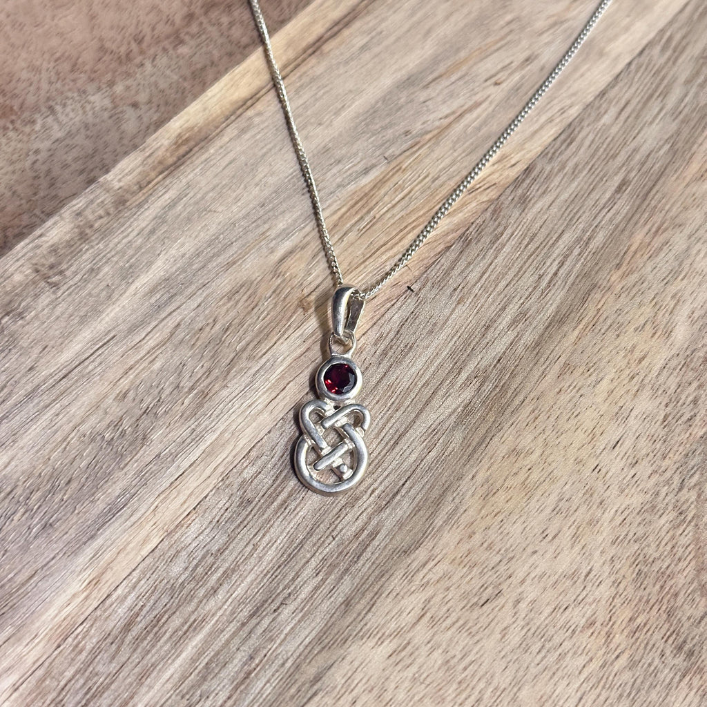 Vintage Delicate 925 Sterling Silver Red Gemstone Necklace Celtic Tribal Gift