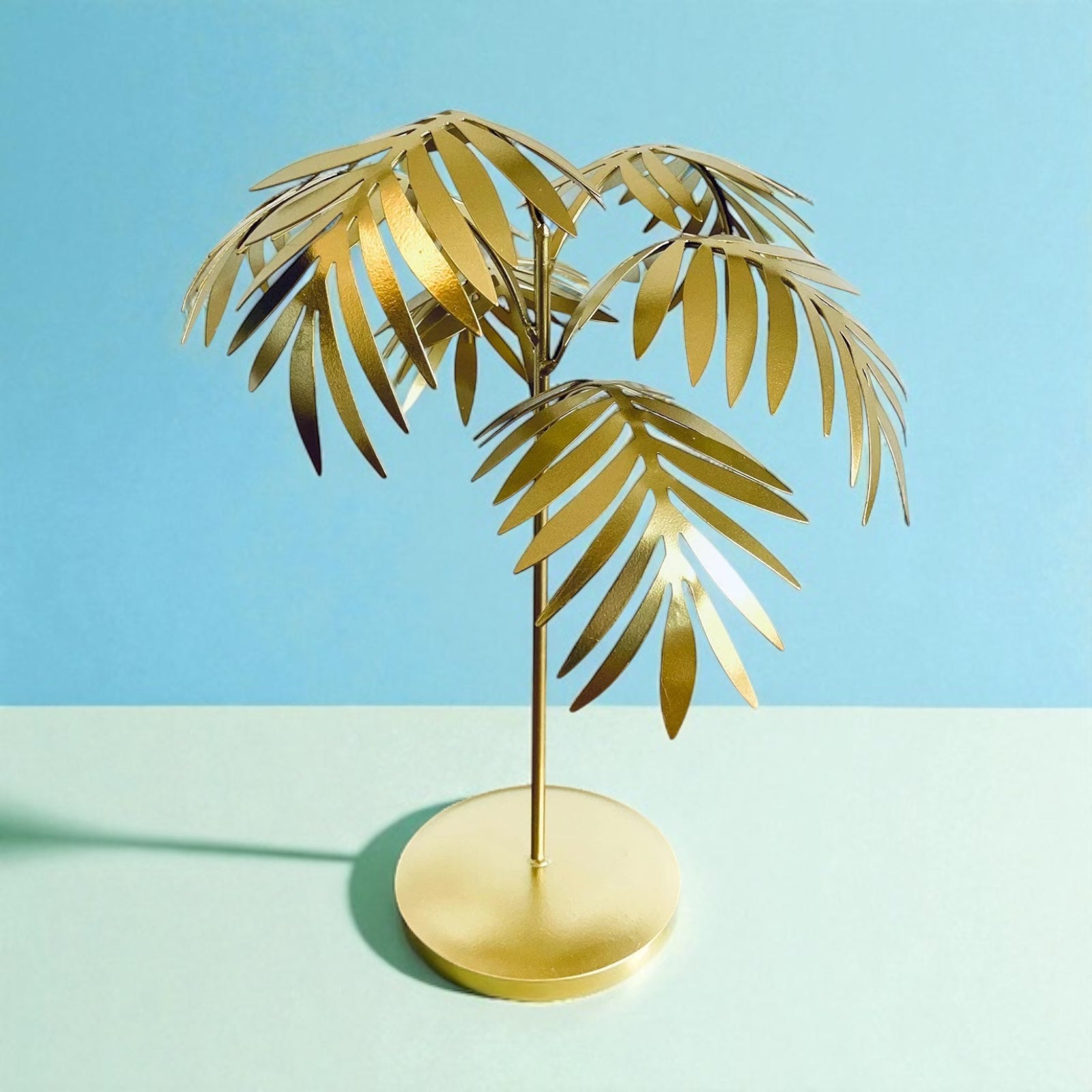 Retro 80s Inspired Gold Metal Palm Tree Desk Ornament Homeware Gift 16.5cm