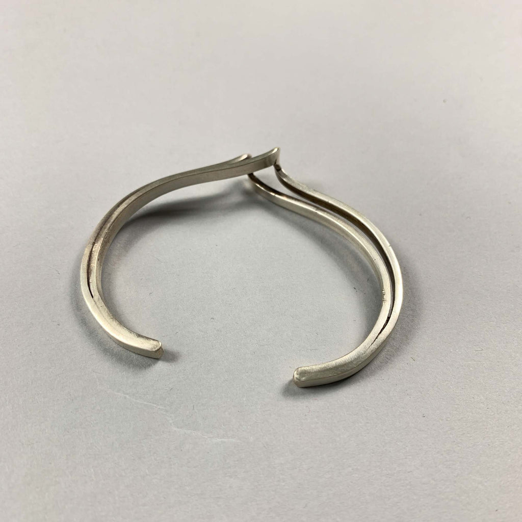 Vintage 925 Sterling Silver Wave Modernist Split Band Cuff Bangle