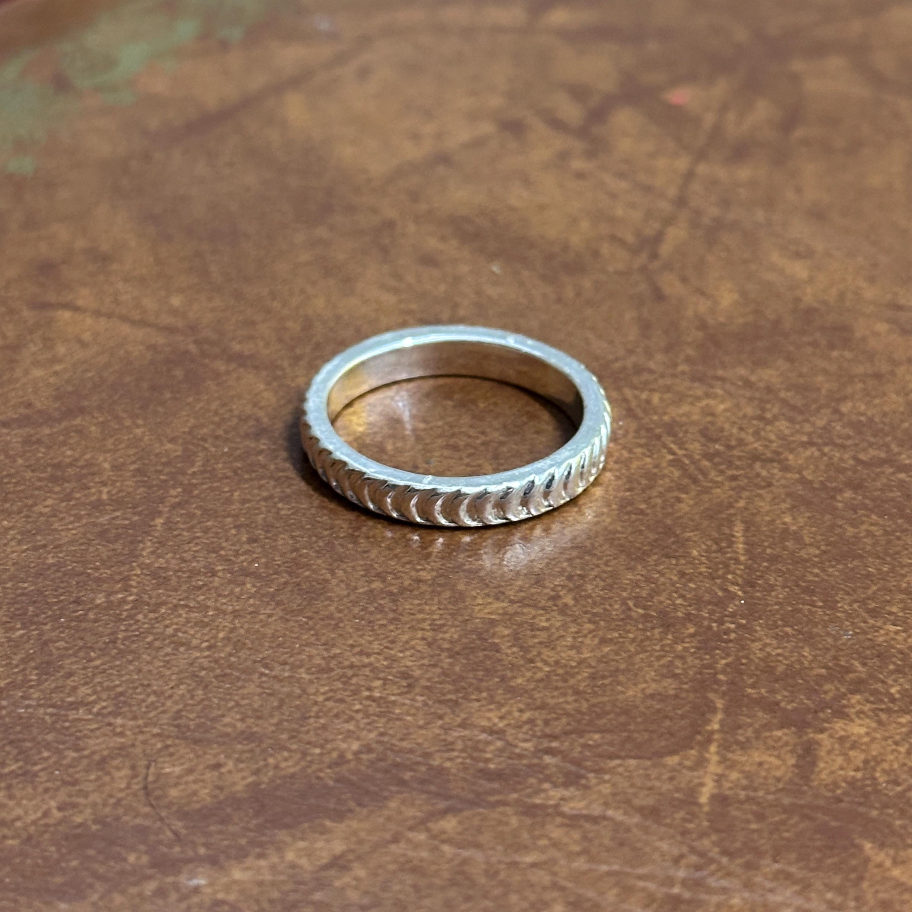 Vintage Unique Stackable Evening Ring Collection Silver/Gold Tone Ring Bundle 4 Pieces - Size S - S