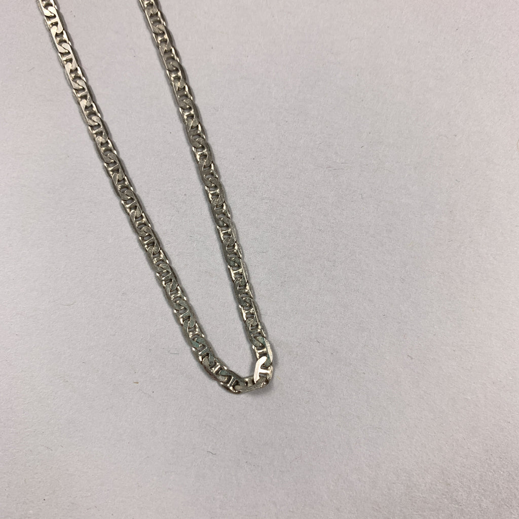 Vintage 925 Sterling Silver Short Choker Chain Necklace Made In Italy.