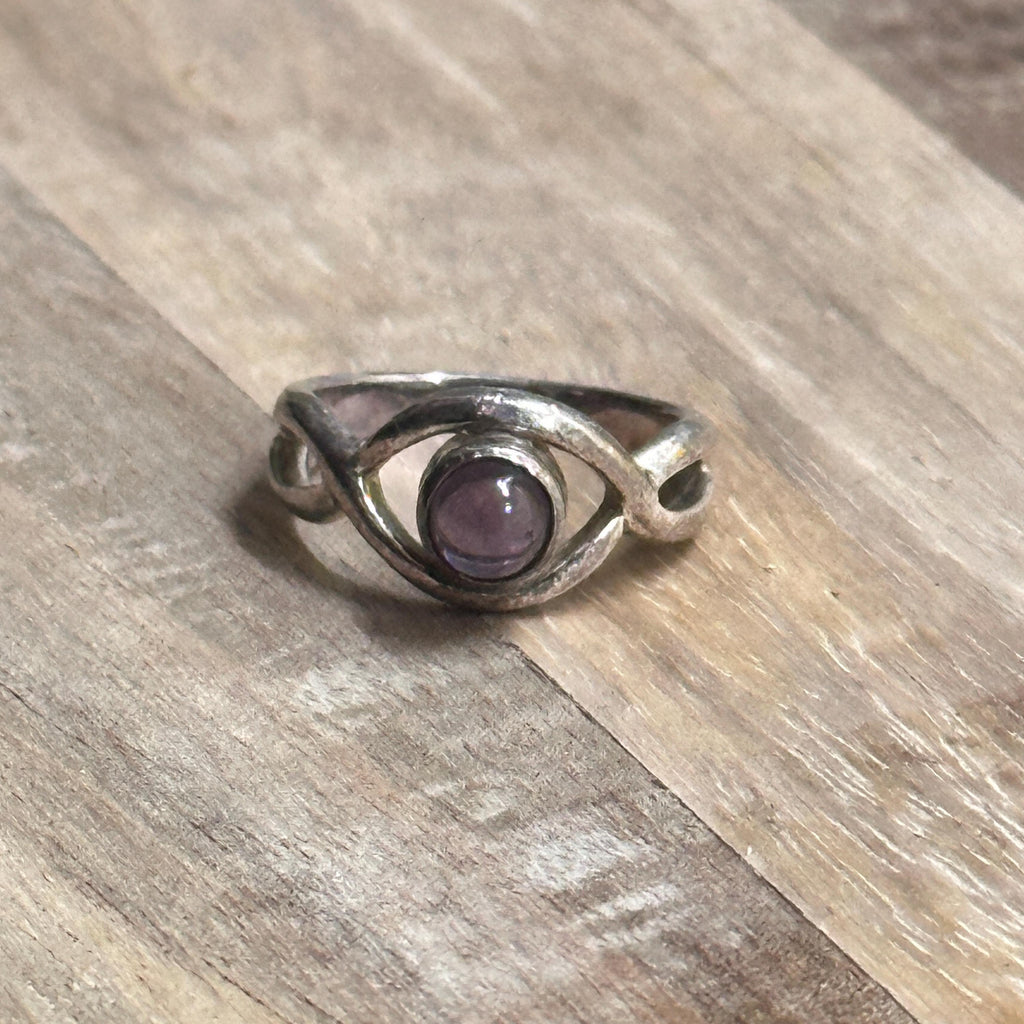 Vintage Unique 925 Silver Purple Gemstone Ring Gift- Size L