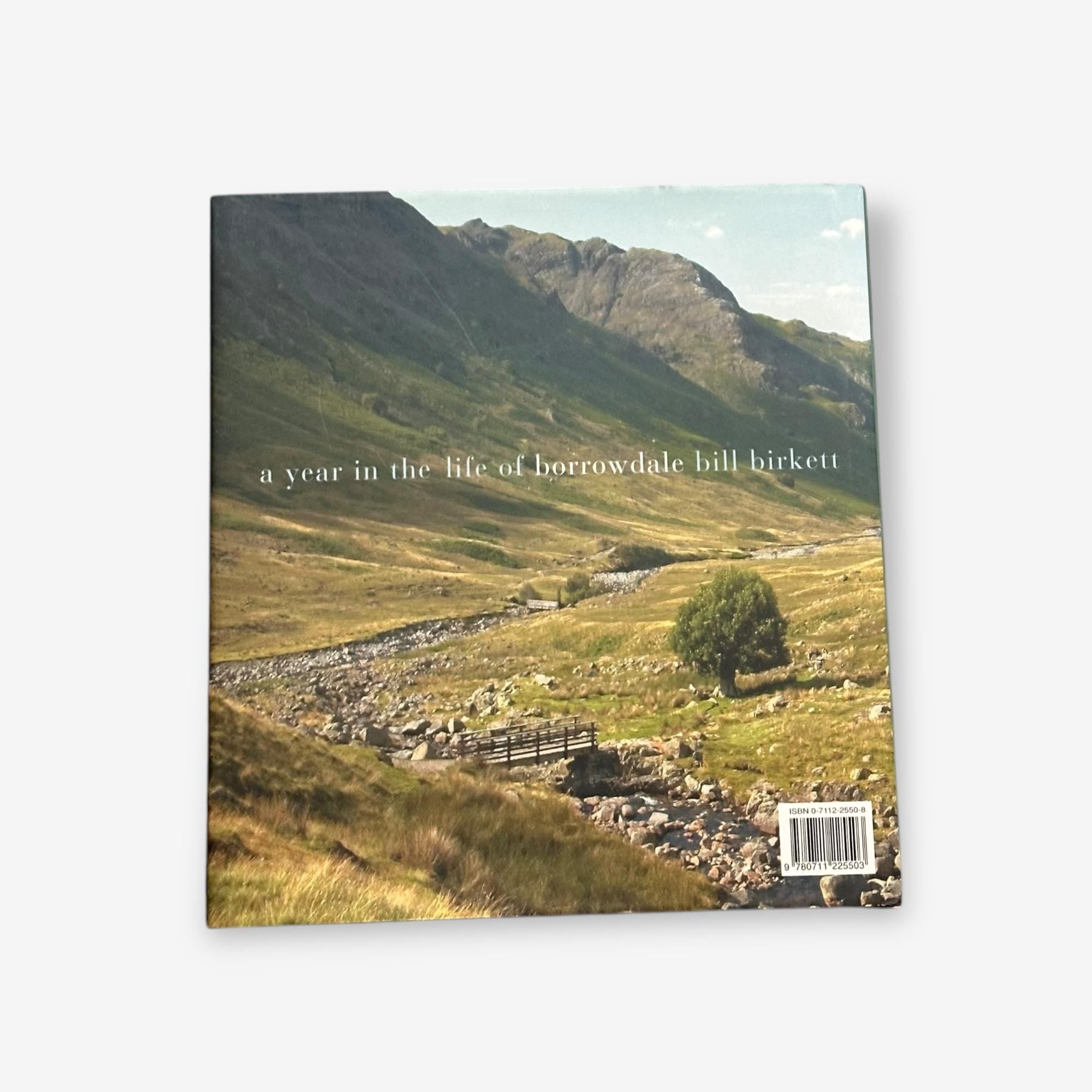 A Year In The life Of Borrowdale Paperback Book (Bill Birkett) 2005