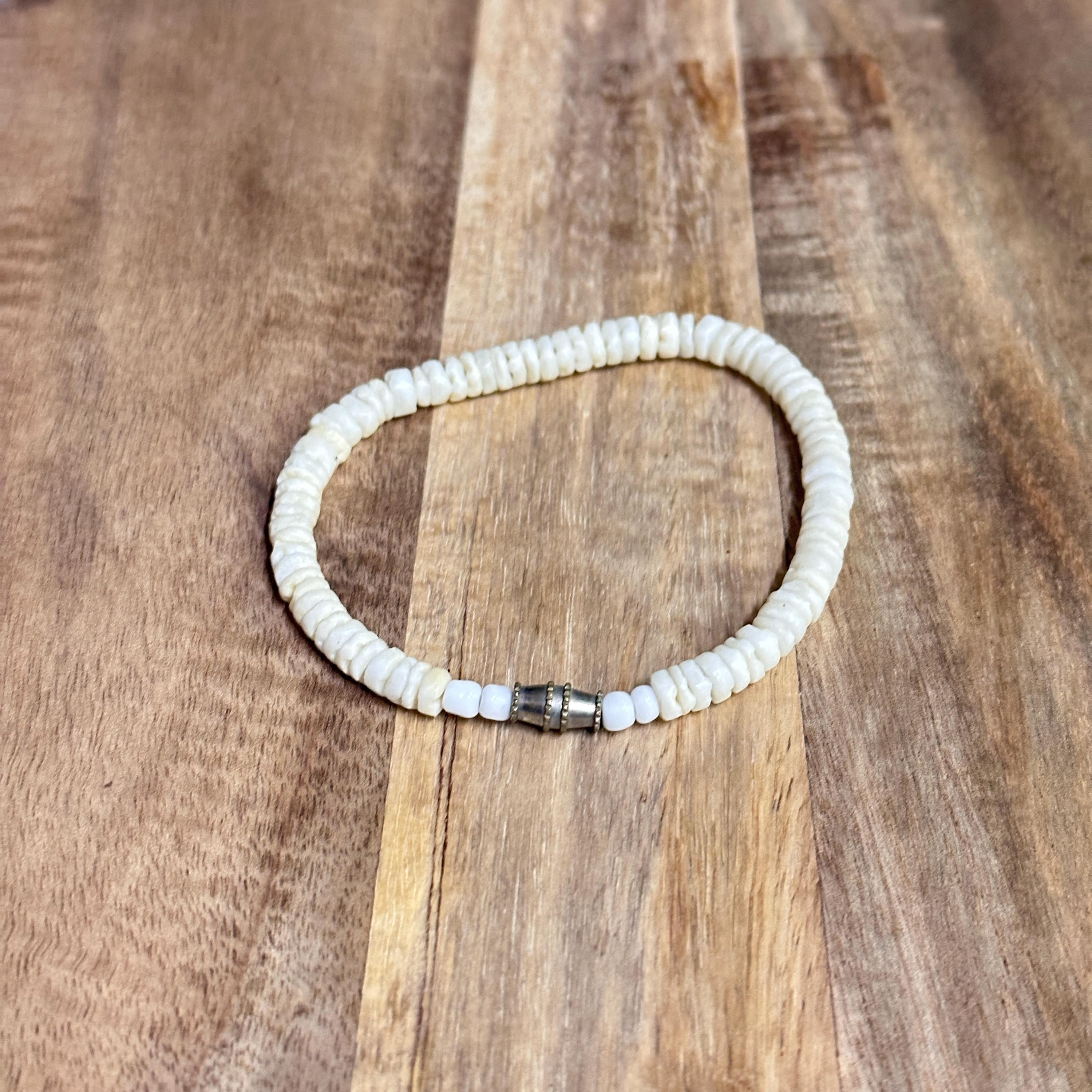 Vintage 80s Cream Caribbean Shell Bracelet Unique Gift