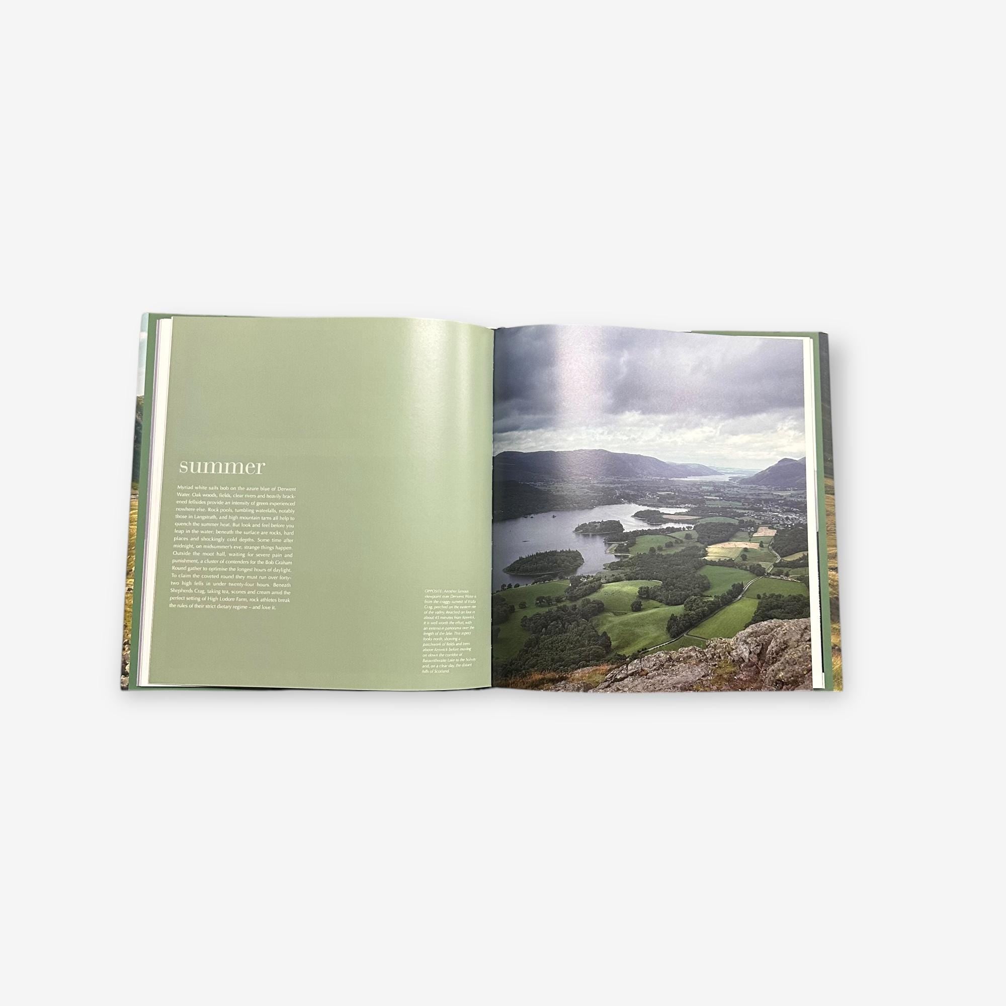 A Year In The life Of Borrowdale Paperback Book (Bill Birkett) 2005
