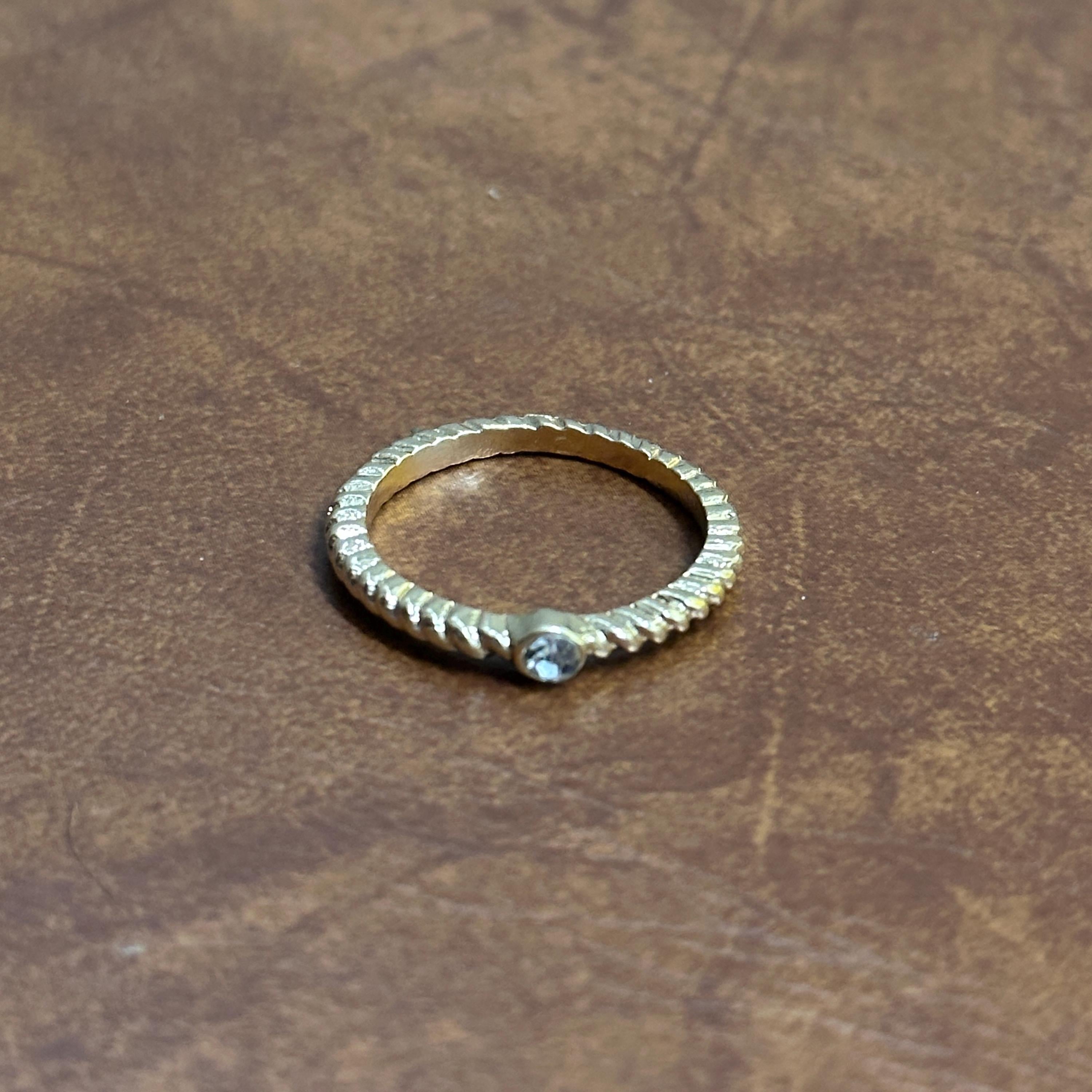 Vintage Unique Stackable Evening Ring Collection Silver/Gold Tone Ring Bundle 4 Pieces - Size S - S