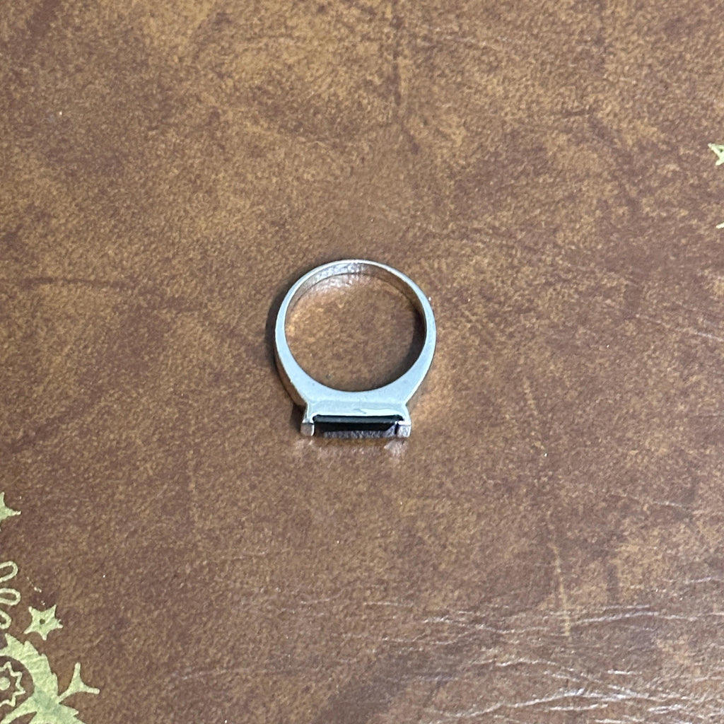 Vintage Modernist 925 Solid Silver Square Black Gemstone Ring - Size M