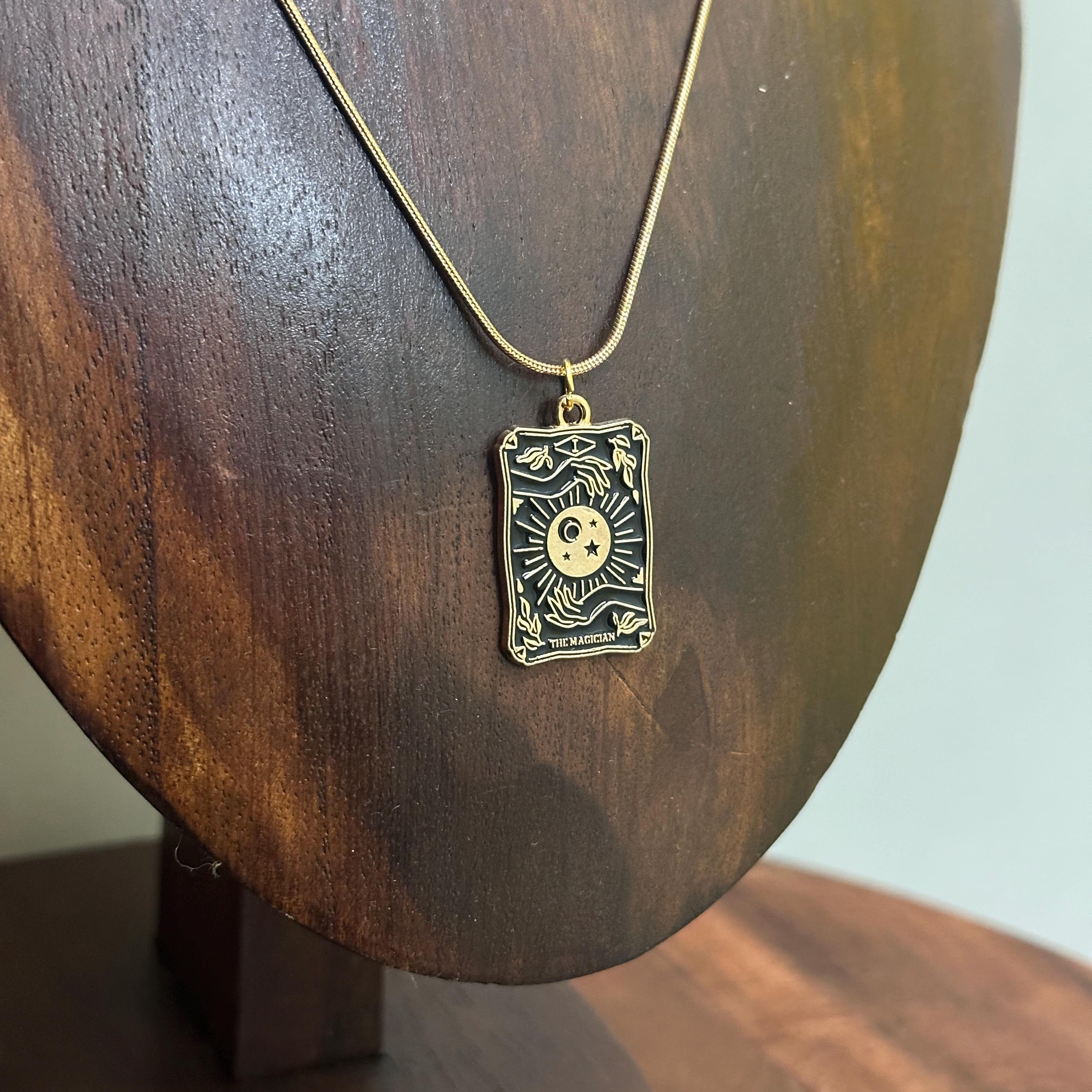 Retro The Magician Tarot Card Pendant Necklace Gold Tone Snake Chain Lucky Gift