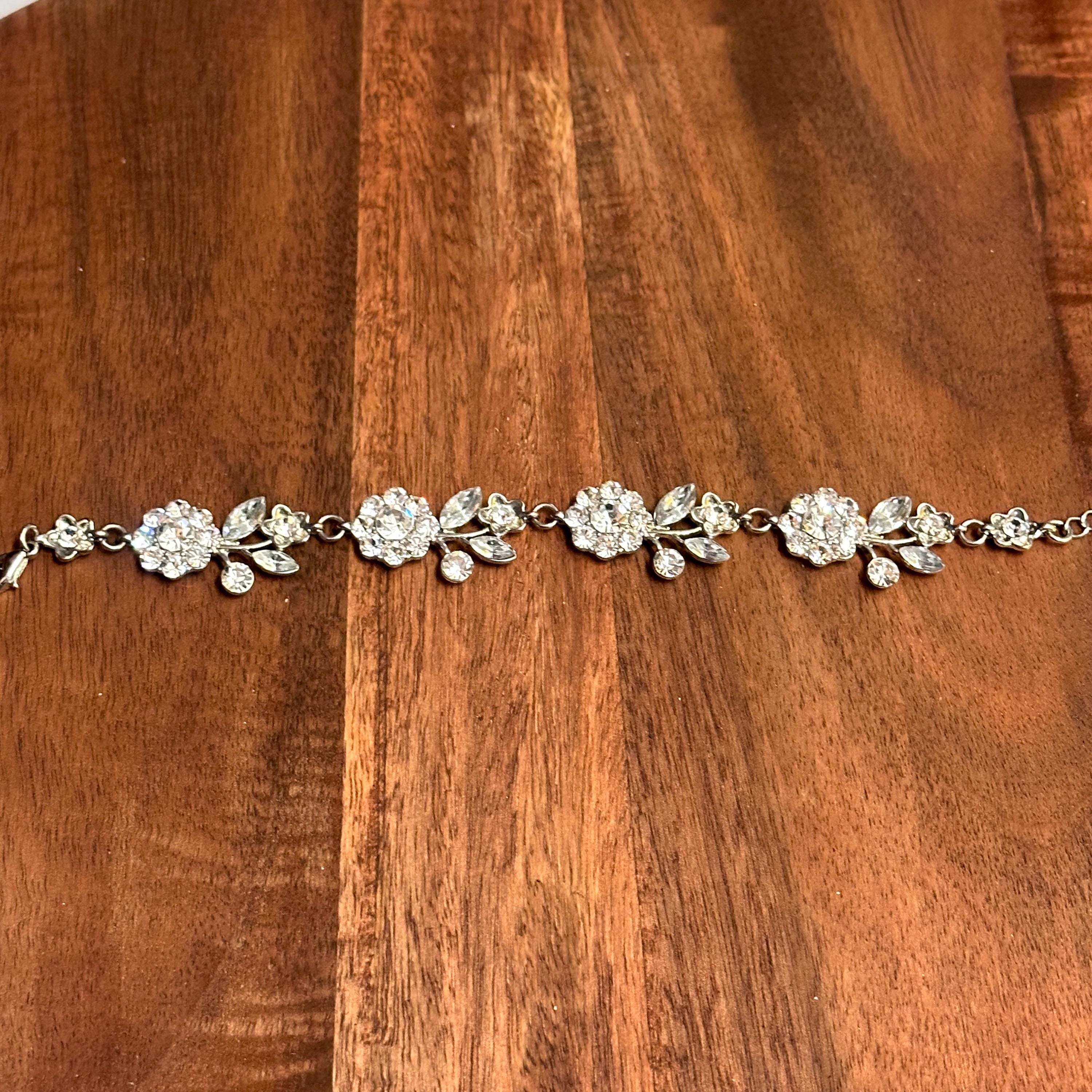 Vintage Floral Diamante Link Bracelet Silver Tone Unique Gift Costume Jewellery