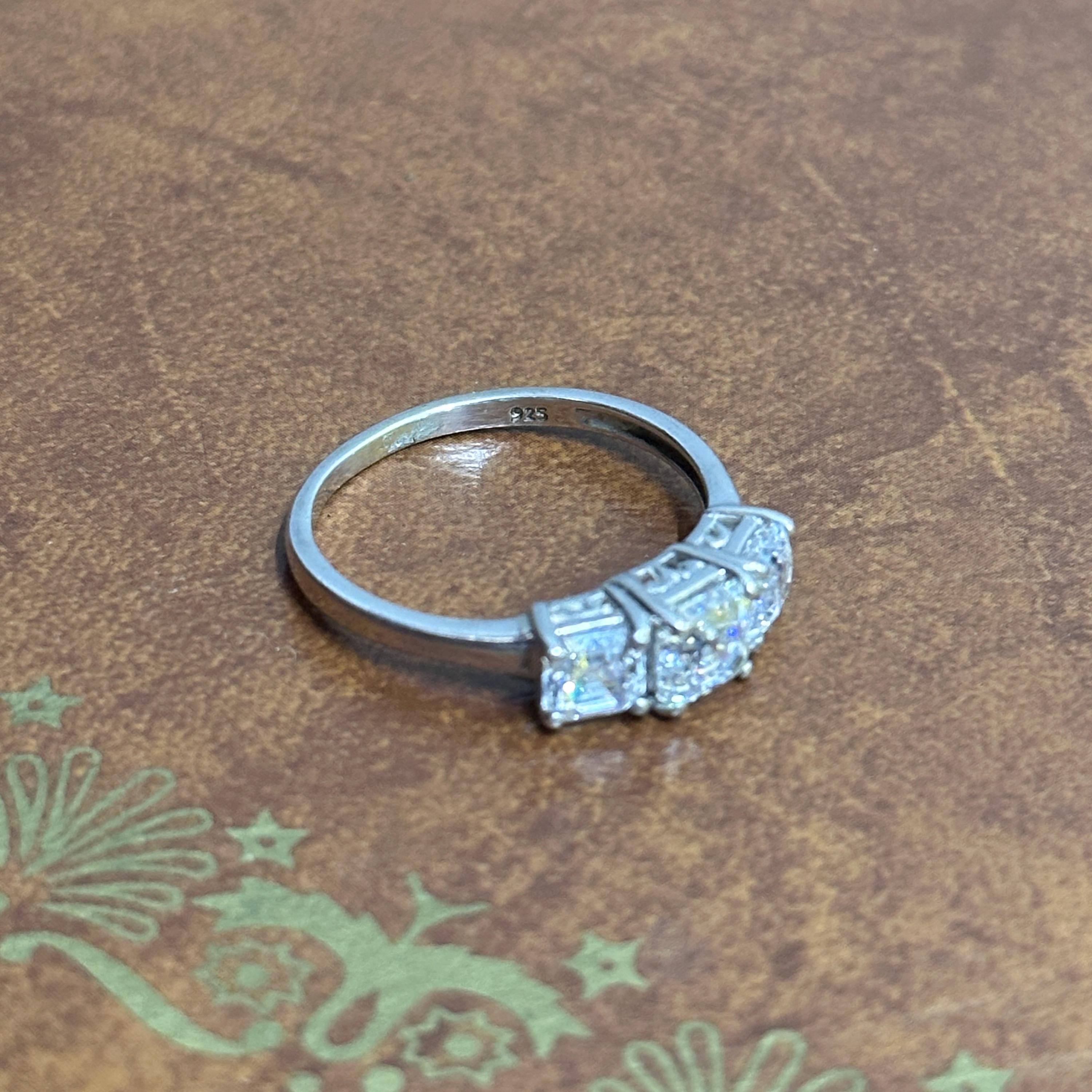 Vintage Classic 925 Solid Silver Trio Cubic Zirconia Gemstone Ring - Size U 1/2