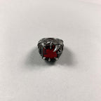 Vintage Chunky Costume Gothic Red Gemstone Ring - size N