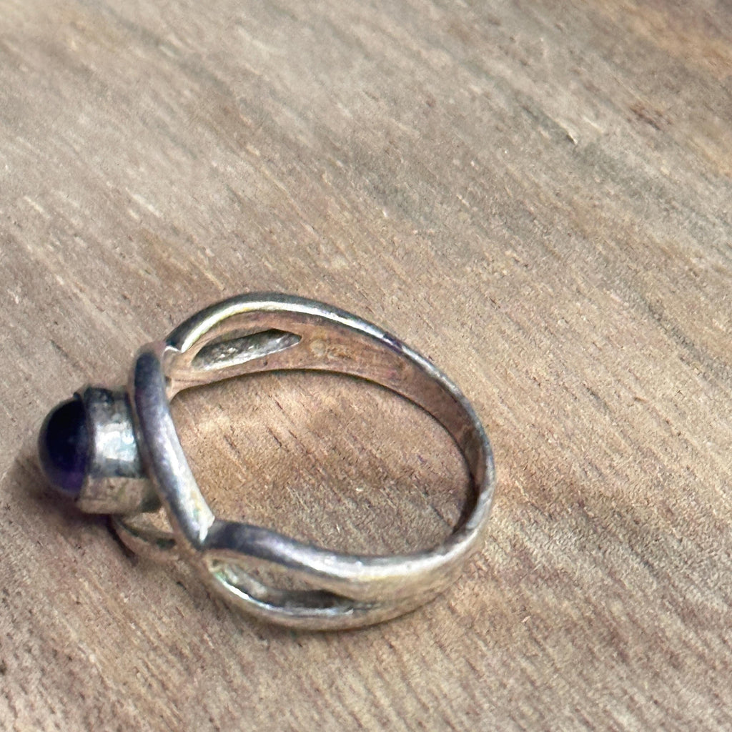 Vintage Unique 925 Silver Purple Gemstone Ring Gift- Size L