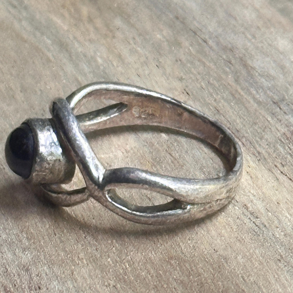 Vintage Unique 925 Silver Purple Gemstone Ring Gift- Size L