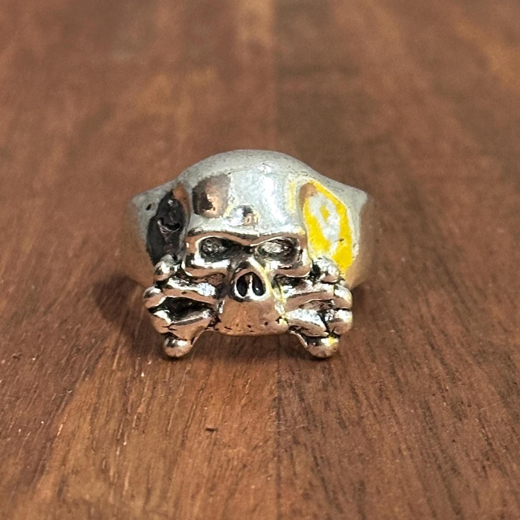 Solid Gothic Biker Skull & Crossbones Statement Ring Silver Tone Halloween Pirate Ring - Size X 1/2
