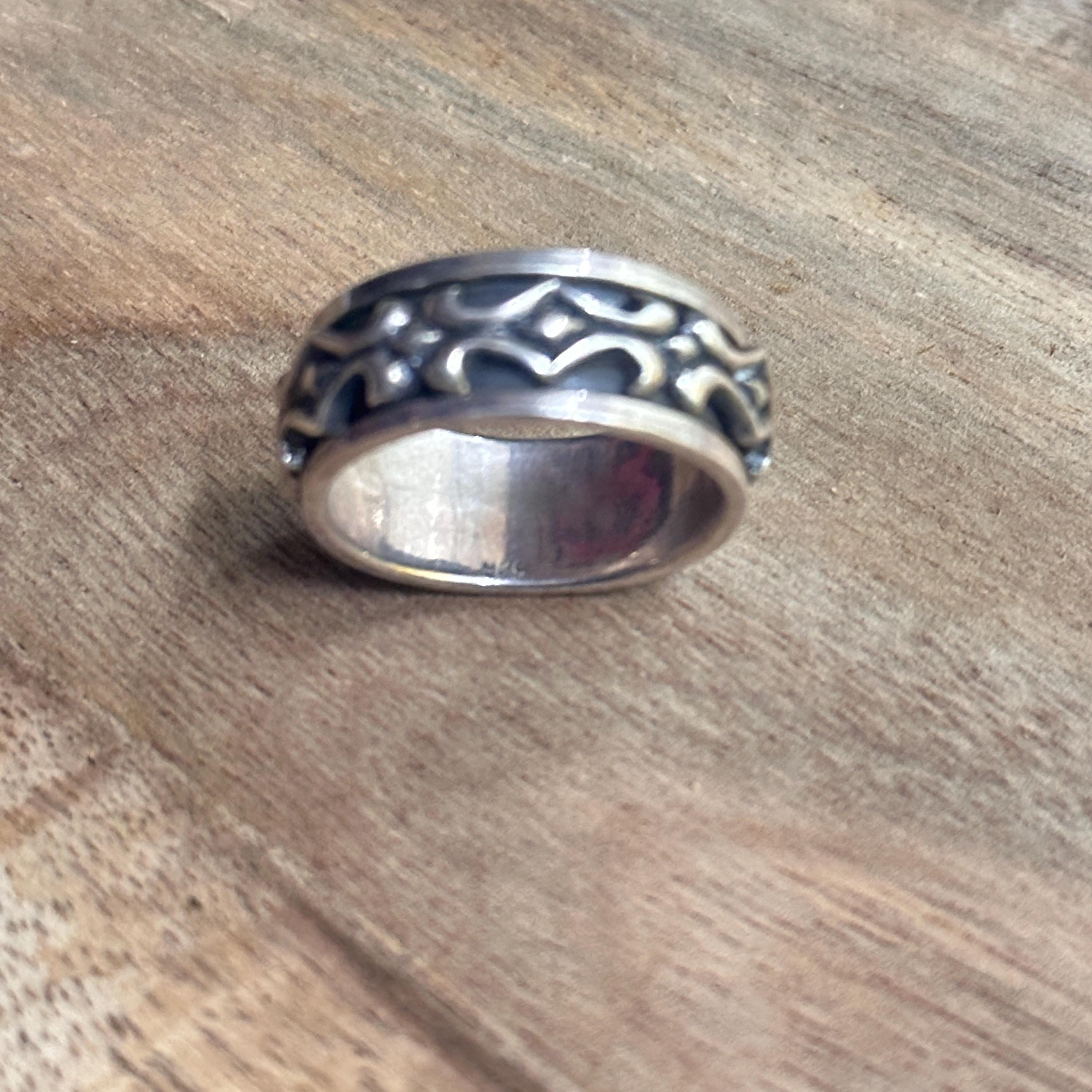 Vintage Tribal 925 Sterling Silver Abstract Ring Gothic Spinner Unisex - Size T 1/2